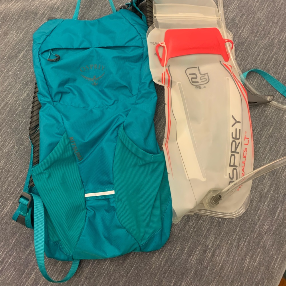 Osprey Kitsuma 3 hydration backpack (w/o bladder)